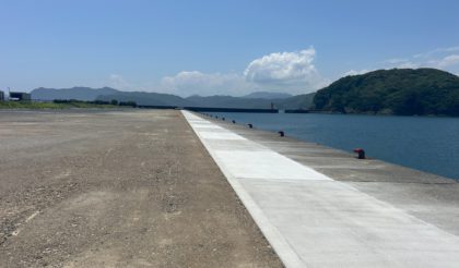 三重県地区（宿田曽漁港）水産物供給基盤機能保全事業　岸壁補修工事